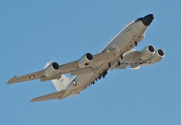 RC-135W