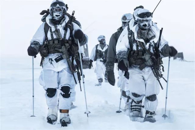 68b7c353583c47f28217ba53cc10b45d